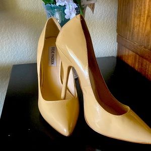 Steve Madden Pumps